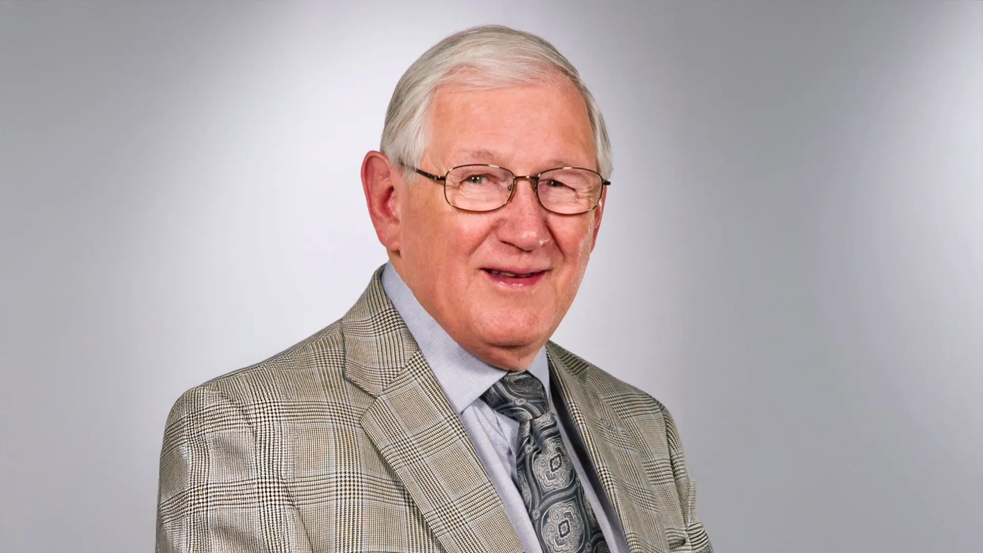 Dr. R. Gilbert Triplett